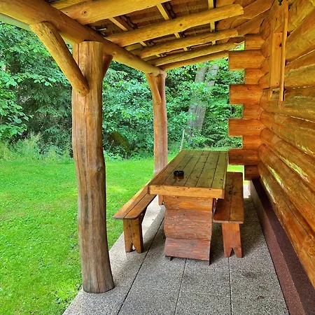 Dum A Dum 5* Zivohost